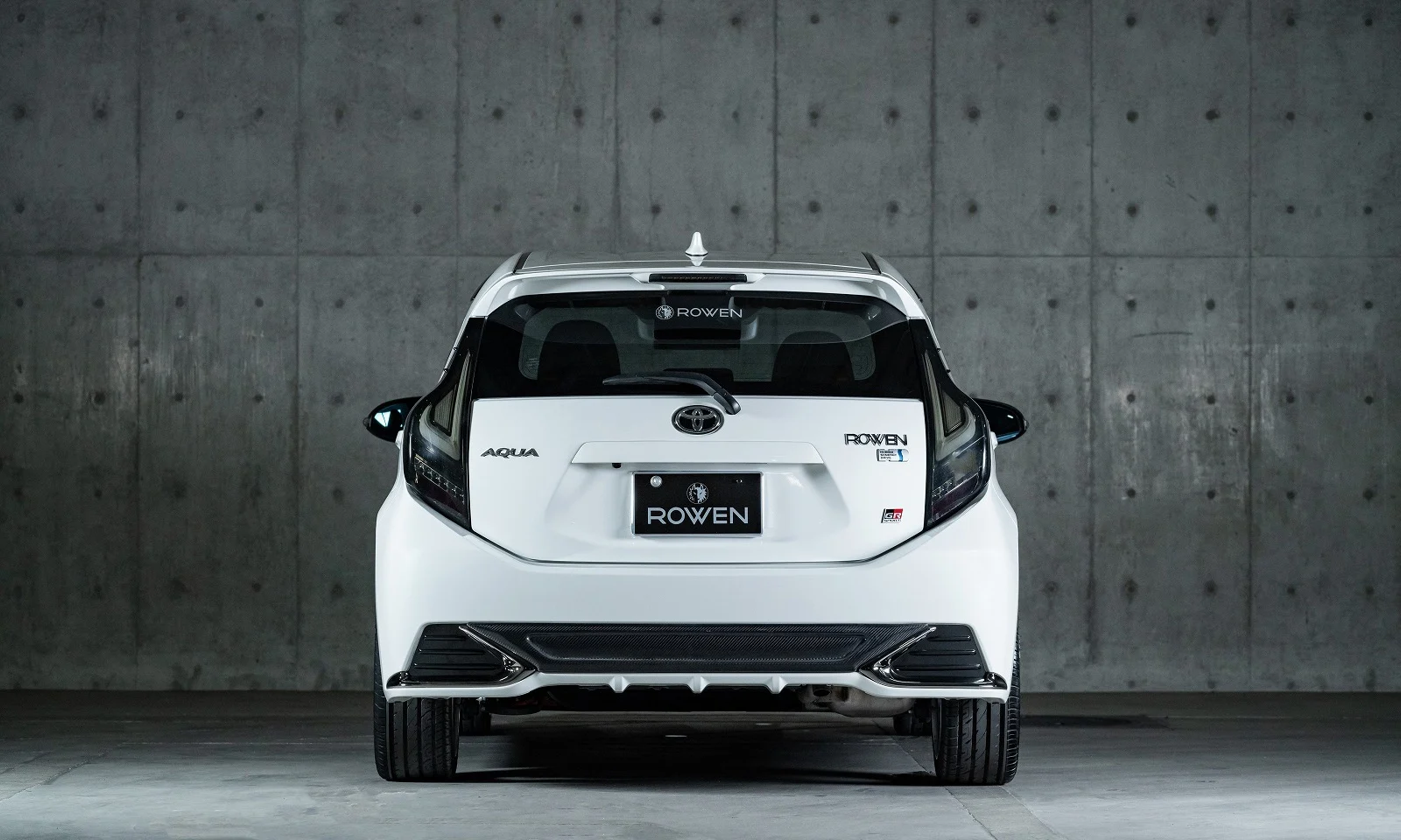 ชุดแต่ง TOYOTA 10 AQUA GR SPORT NHP10 2017.11~2021.7 ROWEN SPORT Rowen Japan ภาพ 20