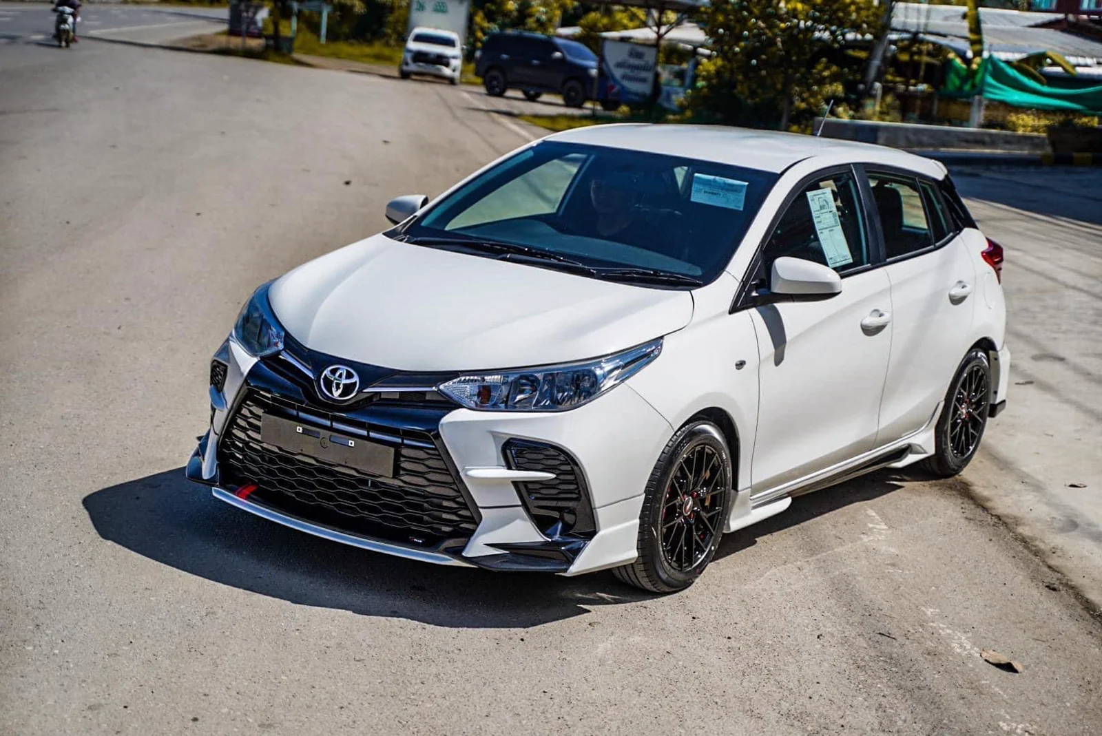 รูปชุดแต่ง ชุดแต่ง Toyota Yaris Ativ 20 23 WILD ภาพที่ 3