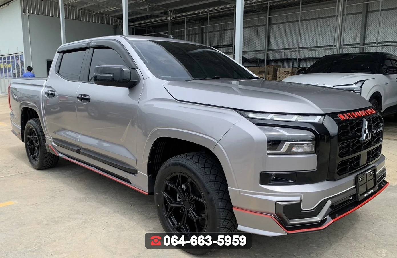 ชุดแต่ง MITSUBISHI Triton'24 4D RiderM ภาพ 3