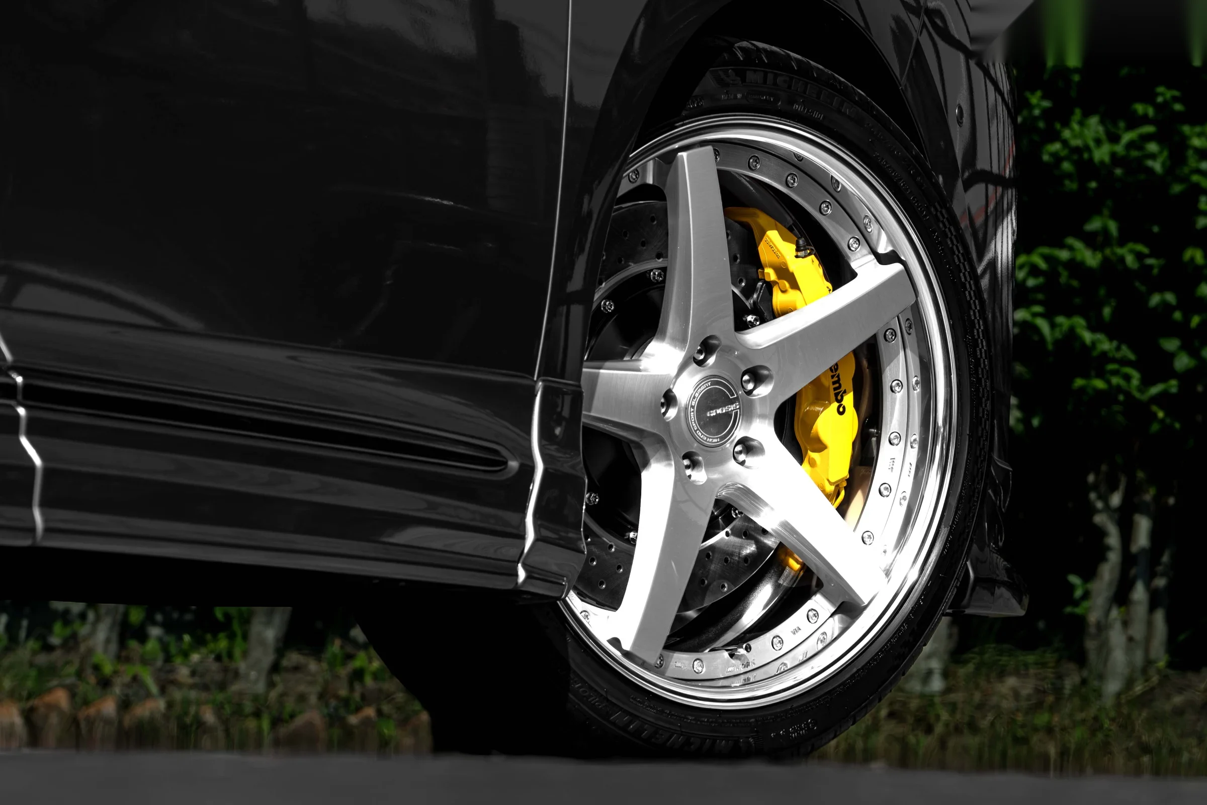 ชุดแต่ง TOYOTA VELLFIRE Toyota Vellfire 40 x Work GNOSIS CVF 21′′ x Brembo GT Brake Kit x PERF Brake x WALD bodykits Prodrive Shop ภาพ 3