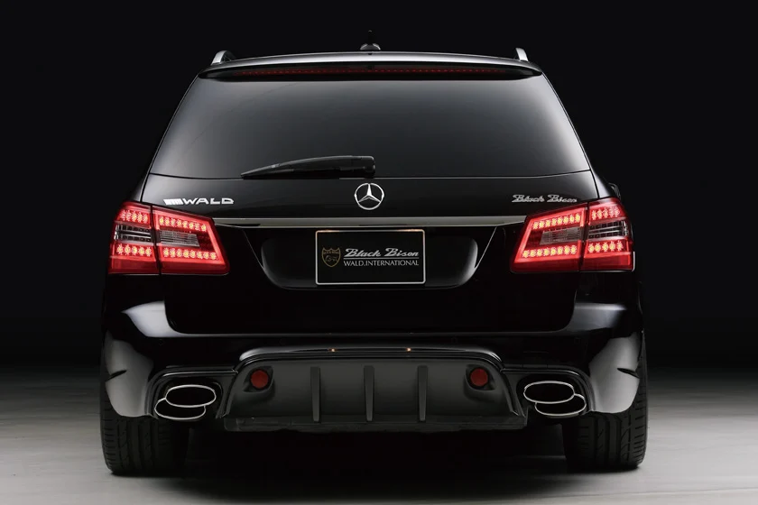 ชุดแต่ง MERCEDES-BENZ E-CLASS WALD Japan สปอร์ตไลน์ แบล็กไบซัน เอดิชัน ภาพ 3