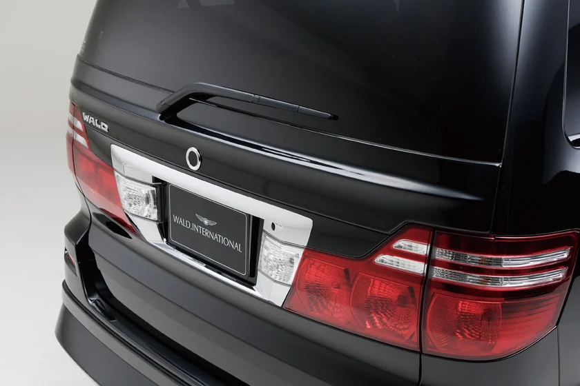 ชุดแต่ง TOYOTA ALPHARD MS/AS WALD Japan เอ็กเซ็กคิวทีฟไลน์ ภาพ 10