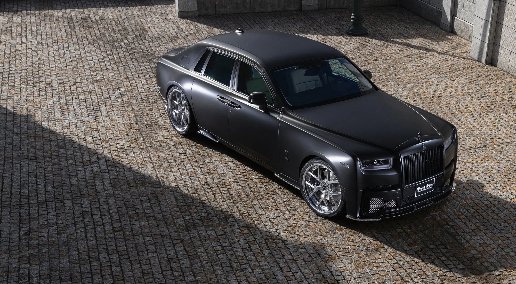 ชุดแต่ง ROLLS-ROYCE PHANTOM 8 WALD Japan สปอร์ตไลน์ แบล็กไบซัน เอดิชัน ภาพ 16