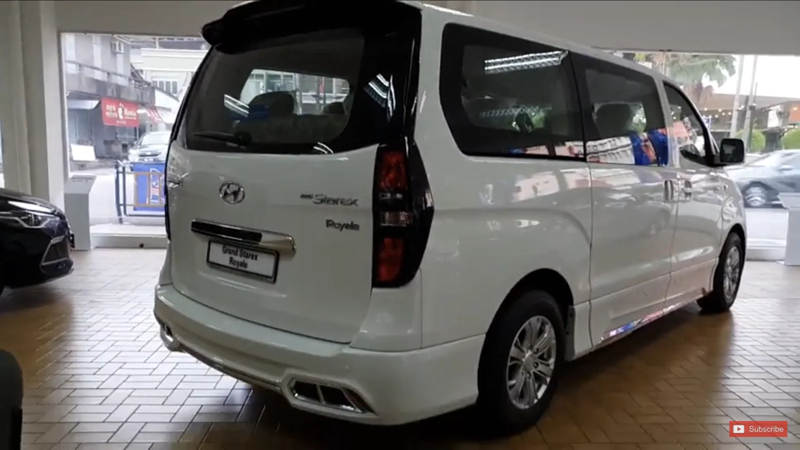 รูปชุดแต่ง ชุดแต่ง Hyundai H1 Royale 17 18 ภาพที่ 14