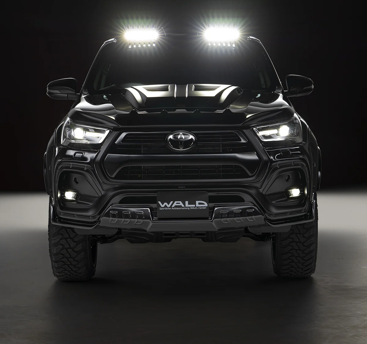 ชุดแต่ง TOYOTA HILUX WALD Japan สปอร์ตไลน์ แบล็กไบซัน เอดิชัน HALF TYPE ภาพ 1