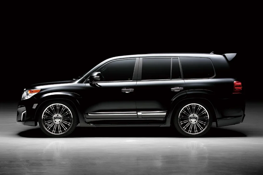 ชุดแต่ง TOYOTA LAND CRUISER 200 WALD Japan สปอร์ตไลน์ แบล็กไบซัน เอดิชัน ภาพ 8