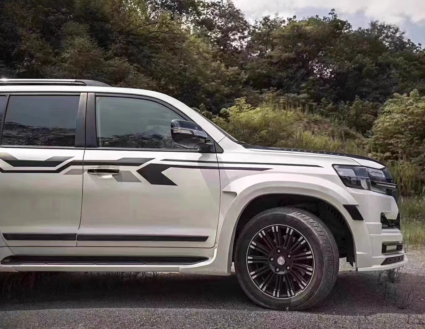 รูปชุดแต่ง ชุดแต่ง Toyota Land Cruiser 2016 2020 WALD 200 ภาพที่ 20