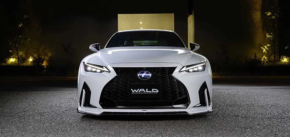 ชุดแต่ง LEXUS IS300/300h/350 F SPORT WALD Japan สปอร์ตไลน์ ภาพ 15