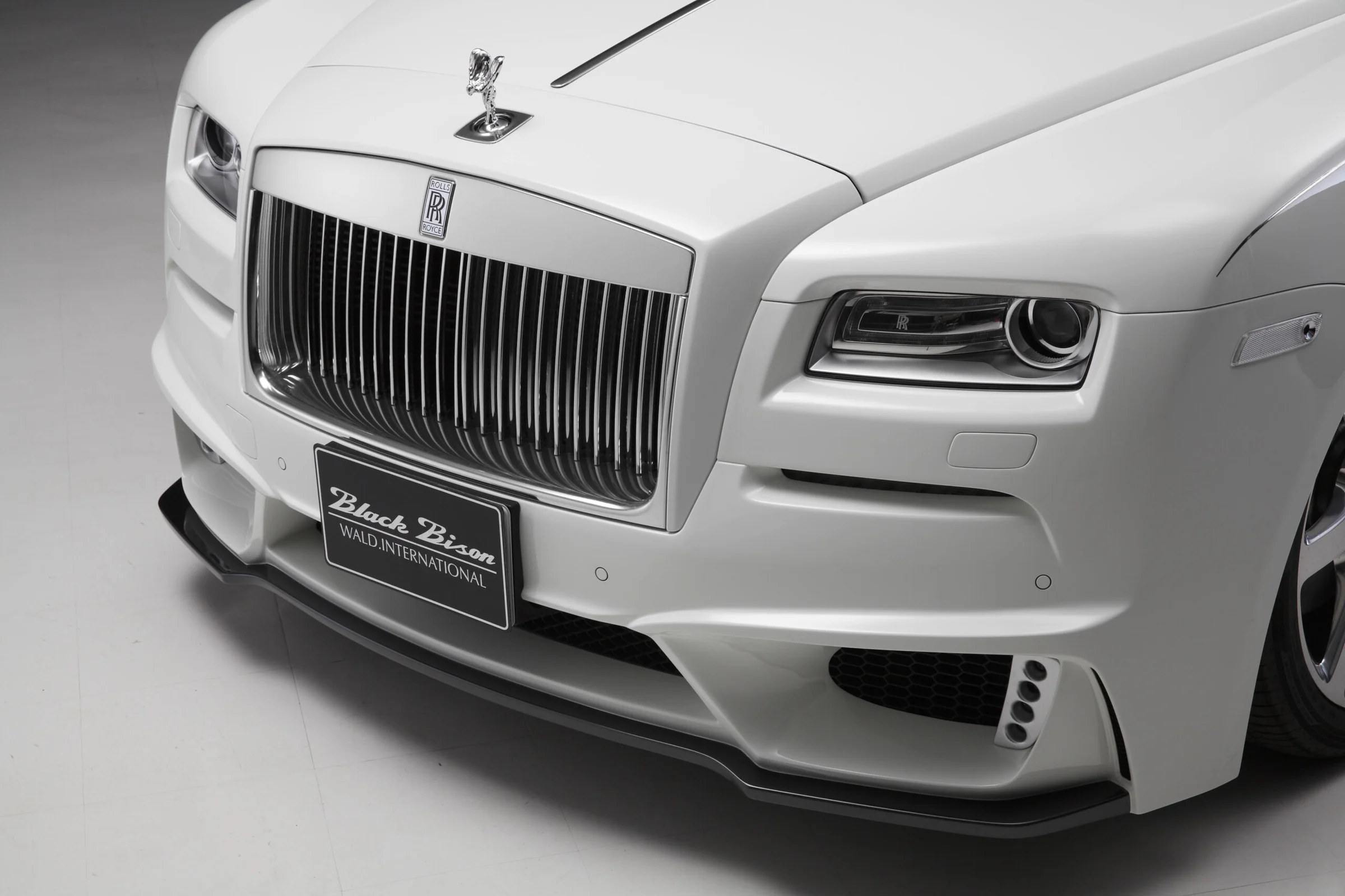 ชุดแต่ง ROLLS-ROYCE WRAITH WALD Japan สปอร์ตไลน์ แบล็กไบซัน เอดิชัน ภาพ 6