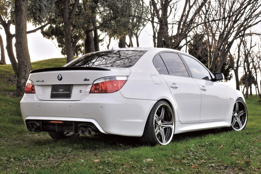 ชุดแต่ง BMW 5 Series M SPORTS WALD Japan สปอร์ตไลน์ HALF TYPE M5 LOOK ภาพ 14