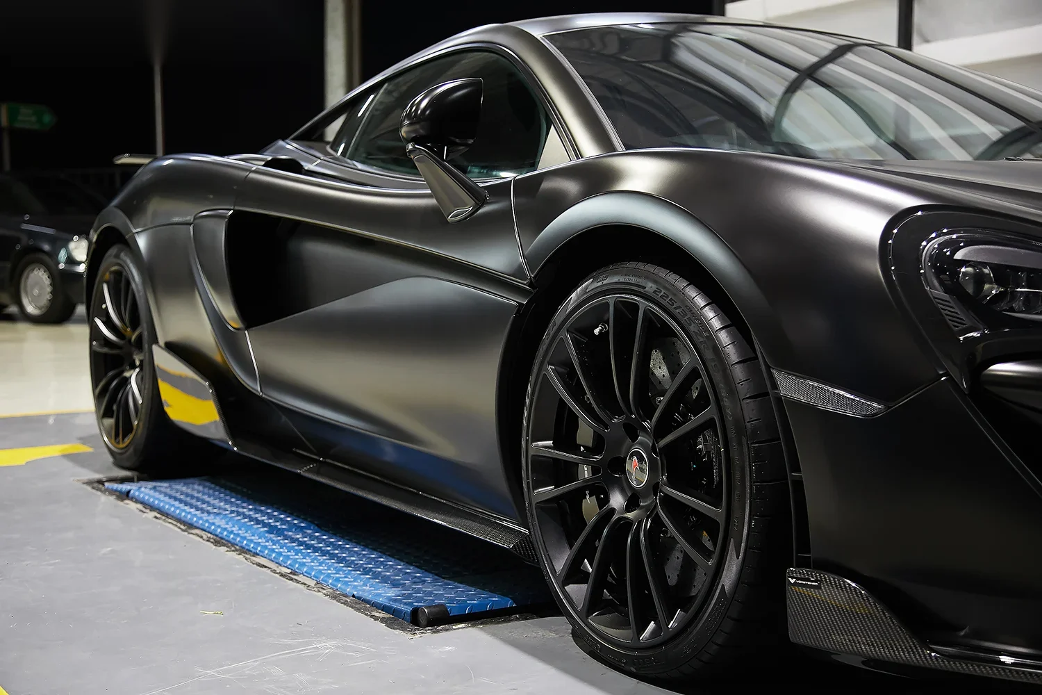 ชุดแต่ง McLaren 570S McLaren 570S Prodrive Shop ภาพ 13