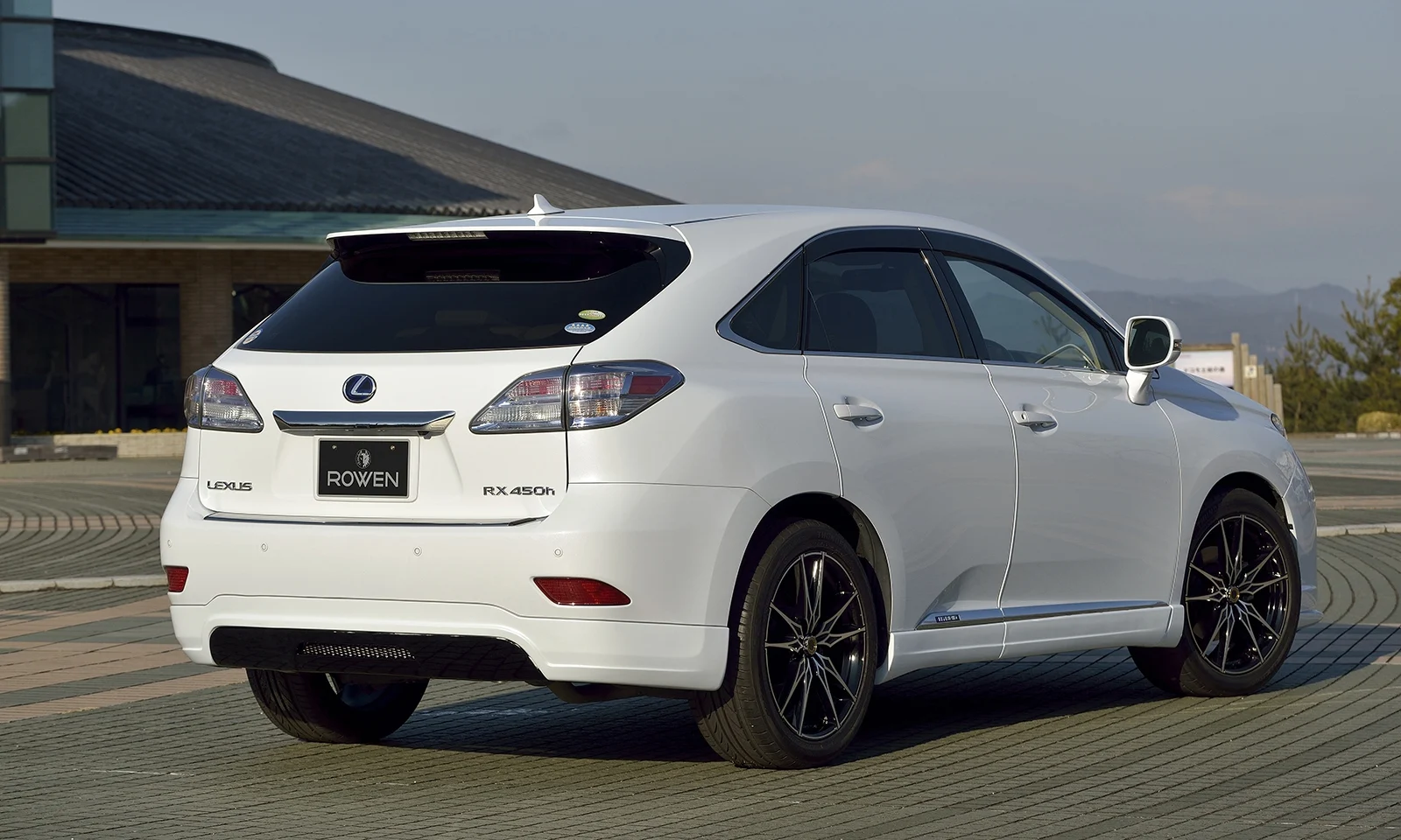 ชุดแต่ง LEXUS RX 450h F SPORT LOOK GYL10W 2009.1~2012.3 Rowen Japan ภาพ 3