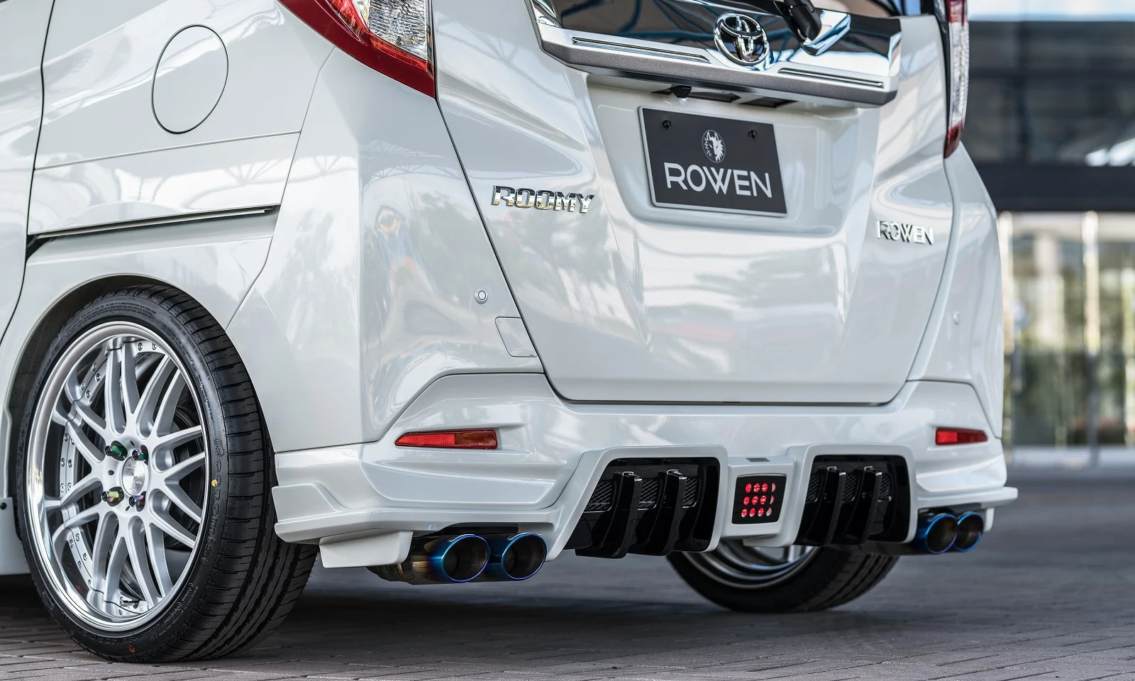 ชุดแต่ง TOYOTA ROOMY CUSTOM M900A/M910A 2016.11~2020.8 Rowen Japan ภาพ 7