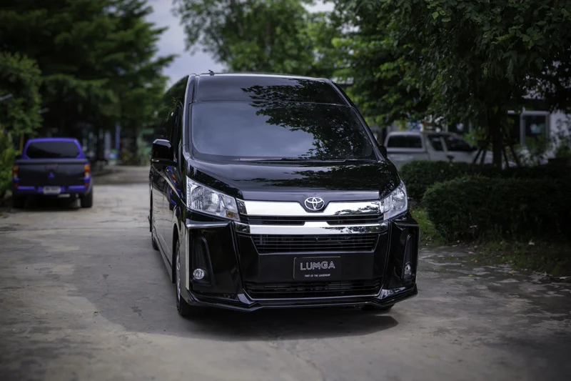 ชุดแต่ง Toyota Commuter 2019 สเกิร์ตหน้าสไตล์ Lumga (ลัมกา) 1 ชุด 4-6 ชิ้น - TOYOTA Bodykits Commuter 2020 & Bodykits Hiace ชุดแต่งรถ ภาพ 15