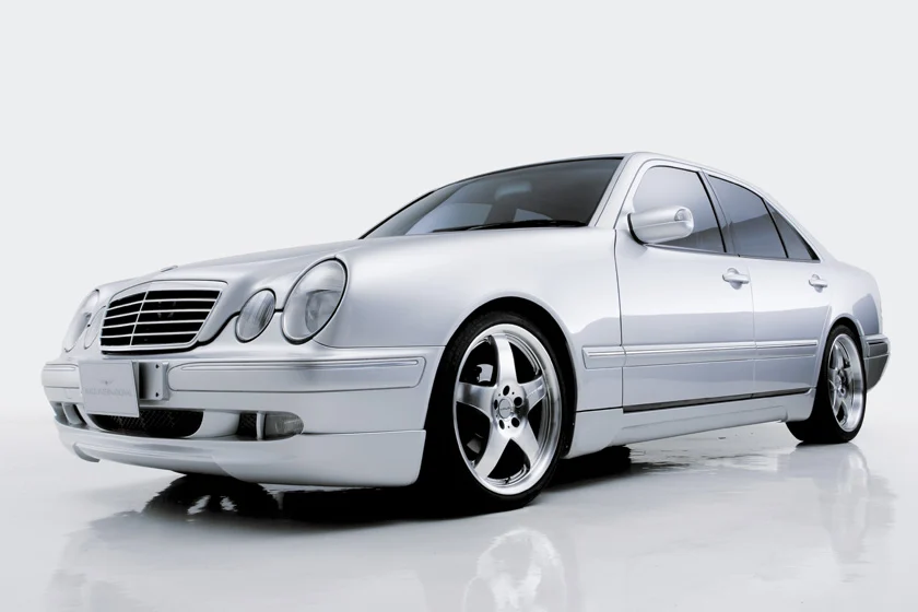 ชุดแต่ง MERCEDES-BENZ E-CLASS WALD Japan เอ็กเซ็กคิวทีฟไลน์ ภาพ 4