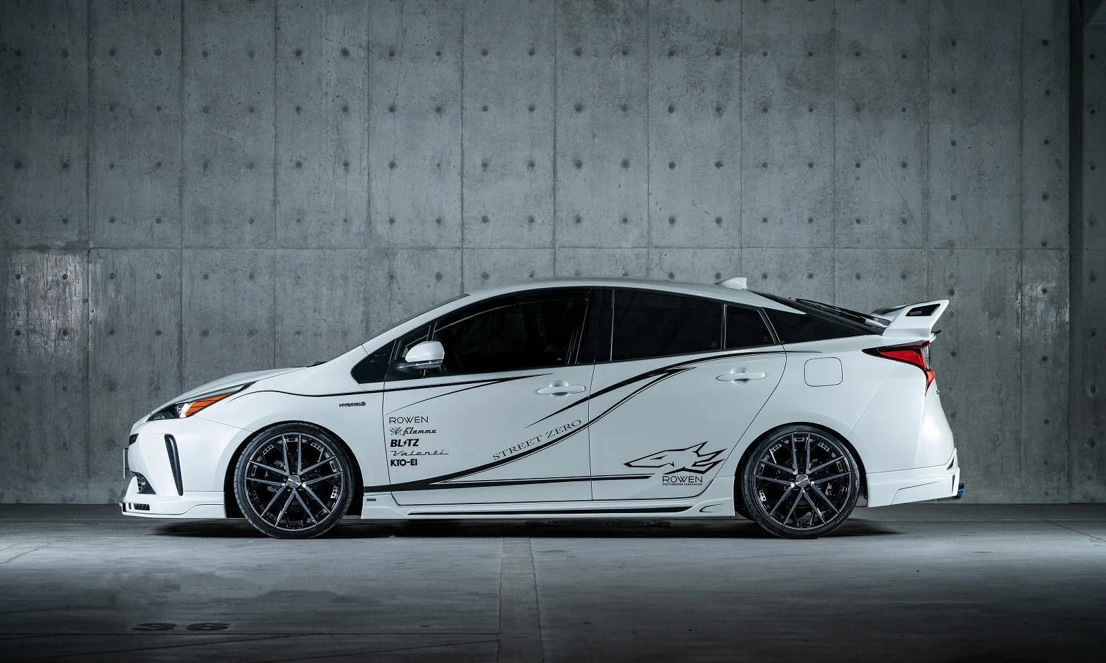 ชุดแต่ง TOYOTA 50 PRIUS MODEL ZVW5# 2018.12~Rowen Japan ภาพ 11