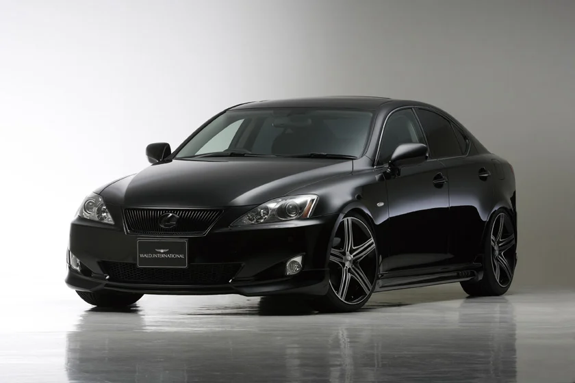 ชุดแต่ง LEXUS IS250/350 WALD Japan สปอร์ตไลน์ ภาพ 3