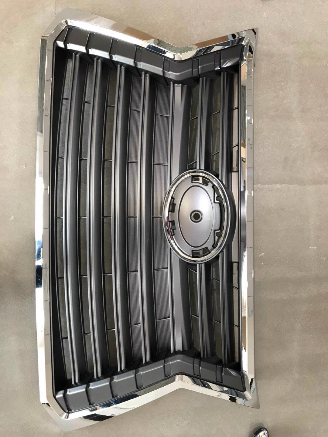 รูปชุดแต่ง ชุดแต่ง Toyota Fortuner 2015 2019 V.2 HK ภาพที่ 10