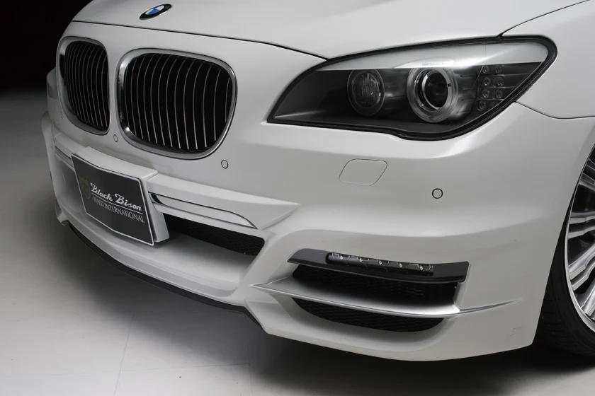 ชุดแต่ง BMW 7 Series M SPORTS WALD Japan สปอร์ตไลน์ แบล็กไบซัน เอดิชัน ภาพ 5