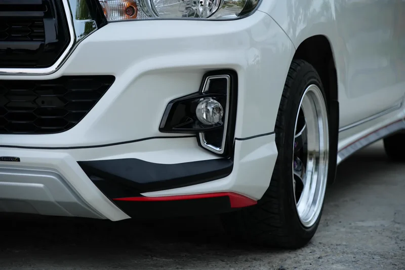 ชุดแต่งโตโยต้า รีโว่ ร็อคโค่ by Amotriz - TOYOTA REVO ชุดแต่งรถ ภาพ 13