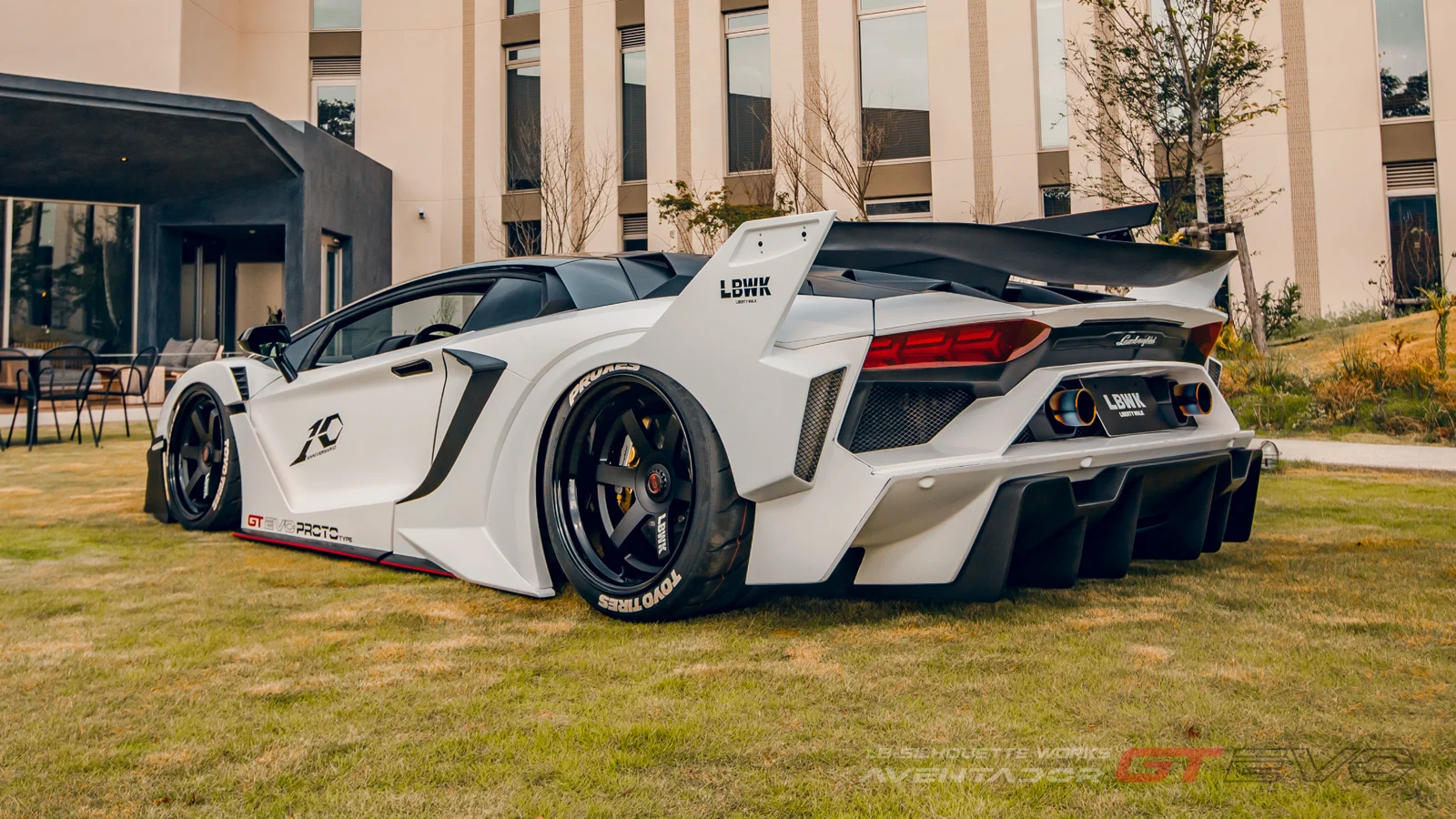 รูปชุดแต่ง ชุดแต่ง Lamborghini Aventador LB WORK GT EVO ภาพที่ 7