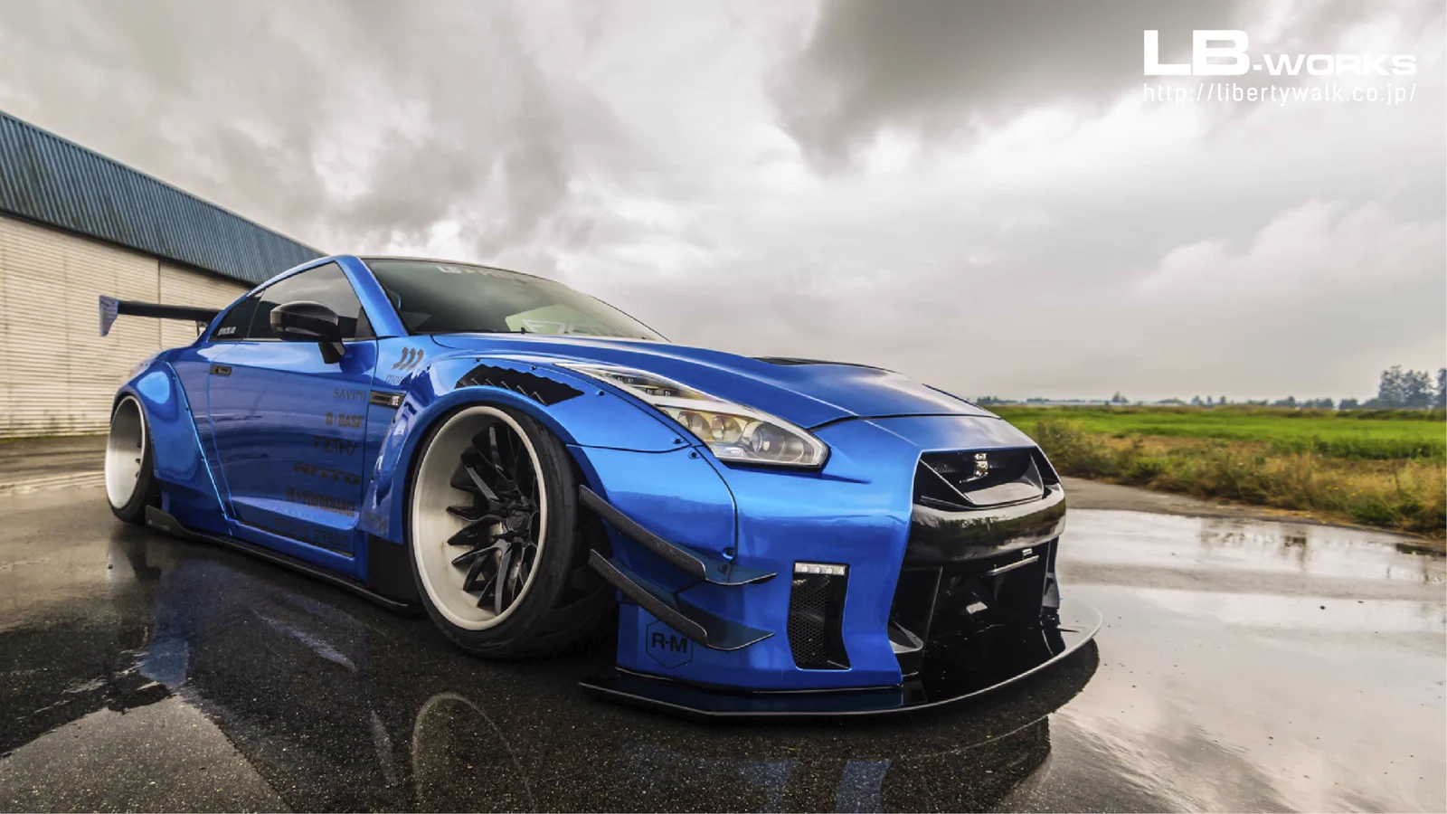 รูปชุดแต่ง ชุดแต่ง Nissan GTR R35 LB Work Type 2 ภาพที่ 26