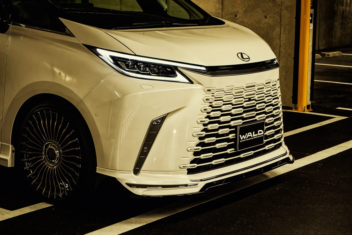 ชุดแต่ง LEXUS LM500h WALD Japan สปอร์ตไลน์ ภาพ 16