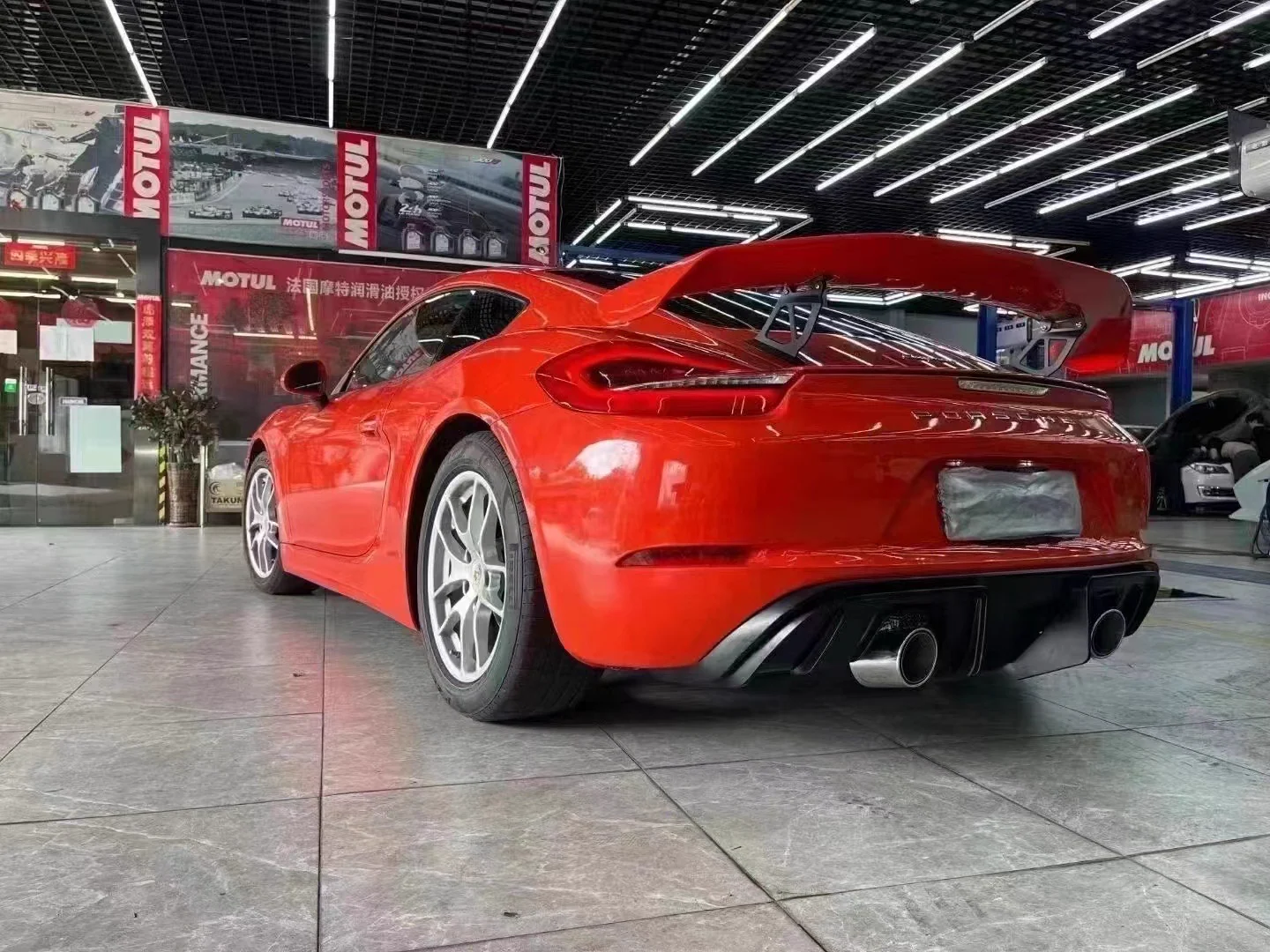 รูปชุดแต่ง ชุดแต่ง Porsche Cayman 718 GT4 ภาพที่ 5