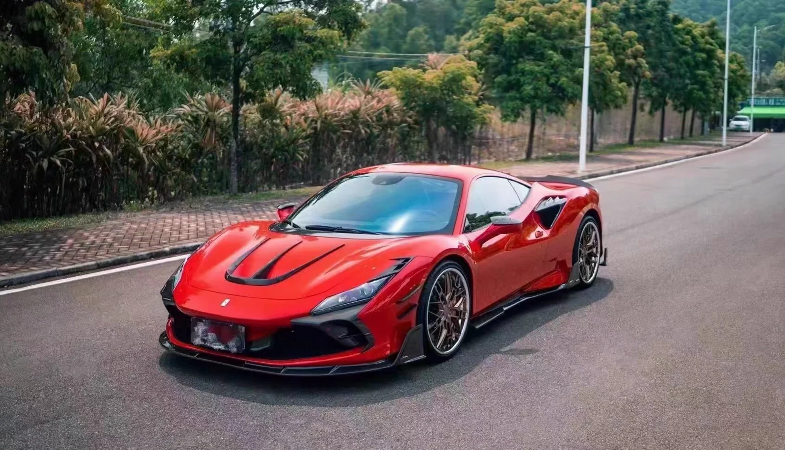 รูปชุดแต่ง ชุดแต่ง Ferrari F8 Mansory ภาพที่ 3