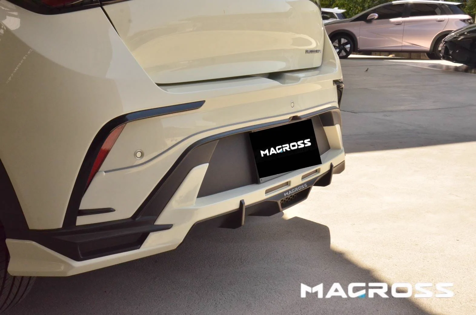 รูปชุดแต่ง ชุดแต่ง BYD Dolphin Macross ภาพที่ 3