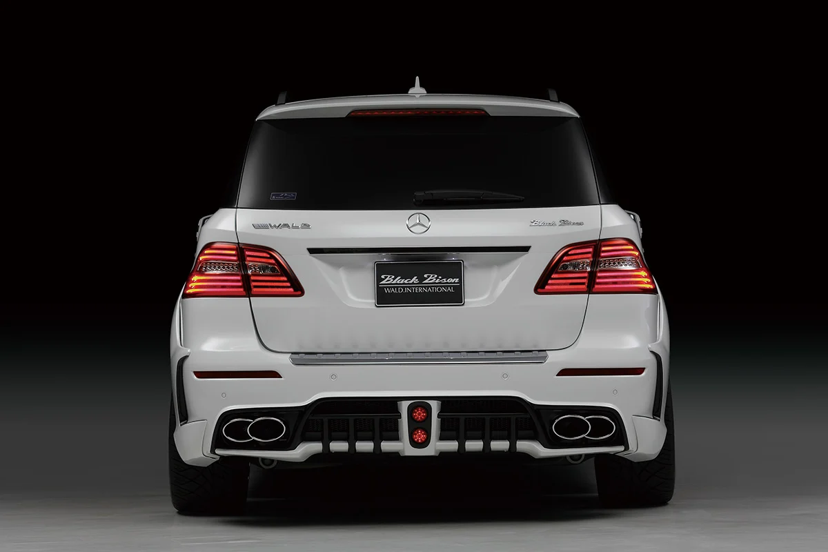 ชุดแต่ง MERCEDES-BENZ M-CLASS WALD Japan สปอร์ตไลน์ แบล็กไบซัน เอดิชัน ภาพ 4