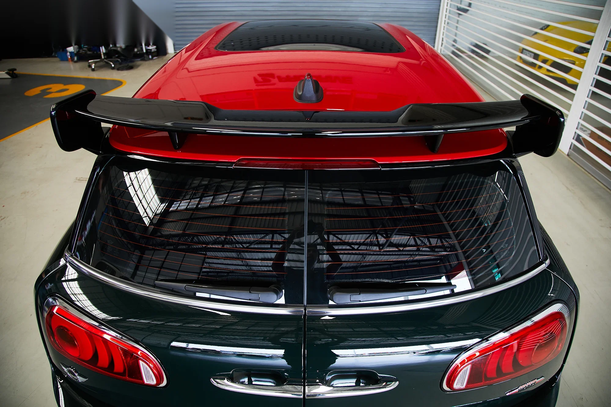 ชุดแต่ง MINI Clubman F54 x Giomic สปอยเลอร์หลังคา Prodrive Shop ภาพ 5