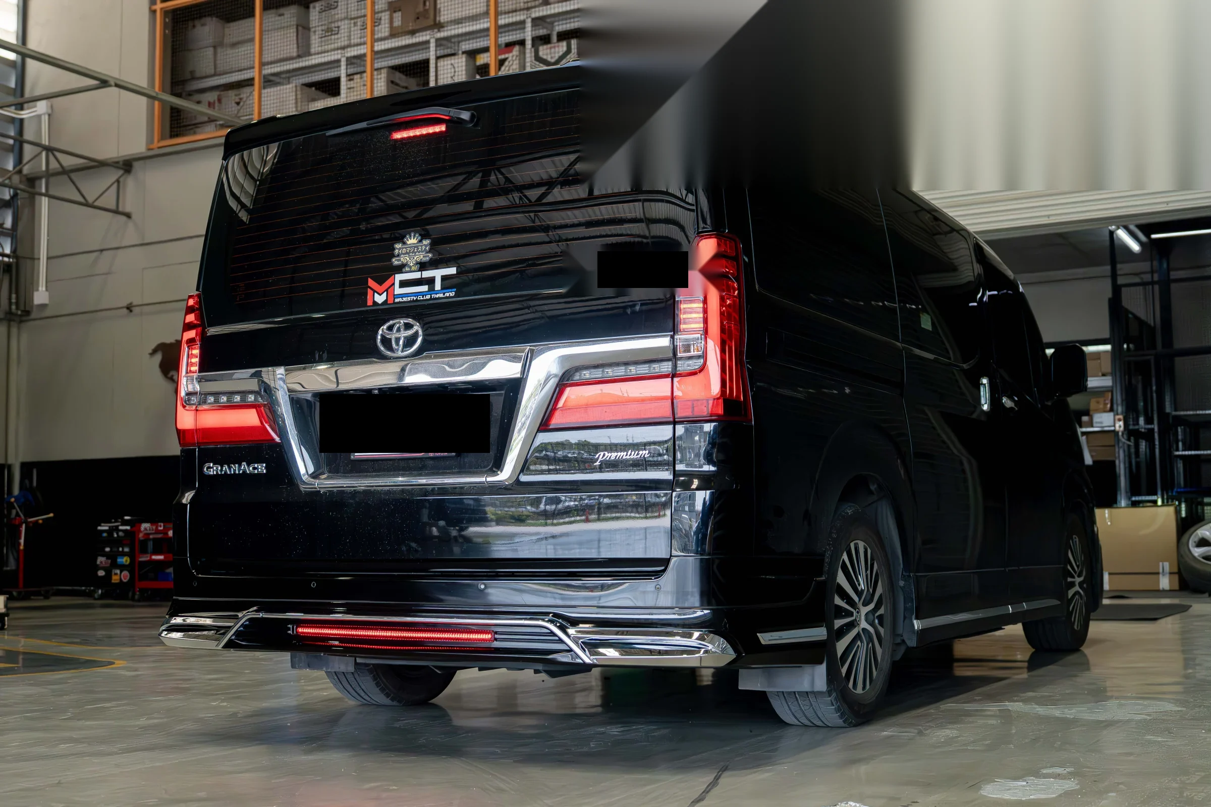 ชุดแต่ง TOYOTA Majesty Toyota Majesty x WALD ชุดแต่งรอบคัน Prodrive Shop ภาพ 15