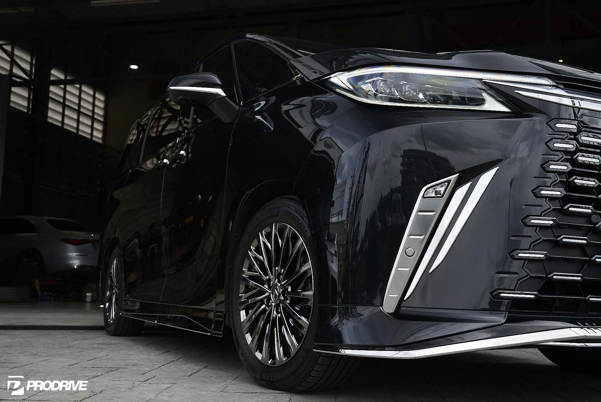 ชุดแต่ง LEXUS LM Lexus LM x Modellista Prodrive Shop ภาพ 2