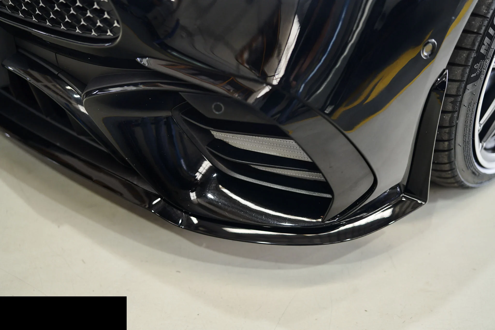 ชุดแต่ง MERCEDES BENZ W206 Mercedes-Benz C350e ติดตั้ง ลิ้นหน้า C63 Prodrive Shop ภาพ 5