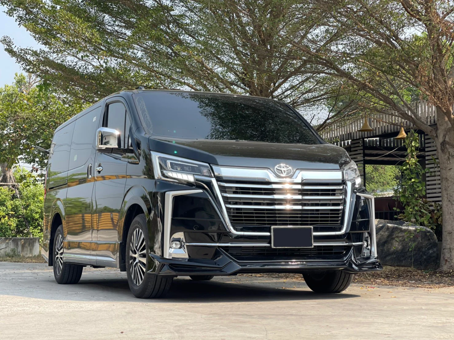 รูปชุดแต่ง ชุดแต่ง Toyota Majesty AMT ภาพที่ 3