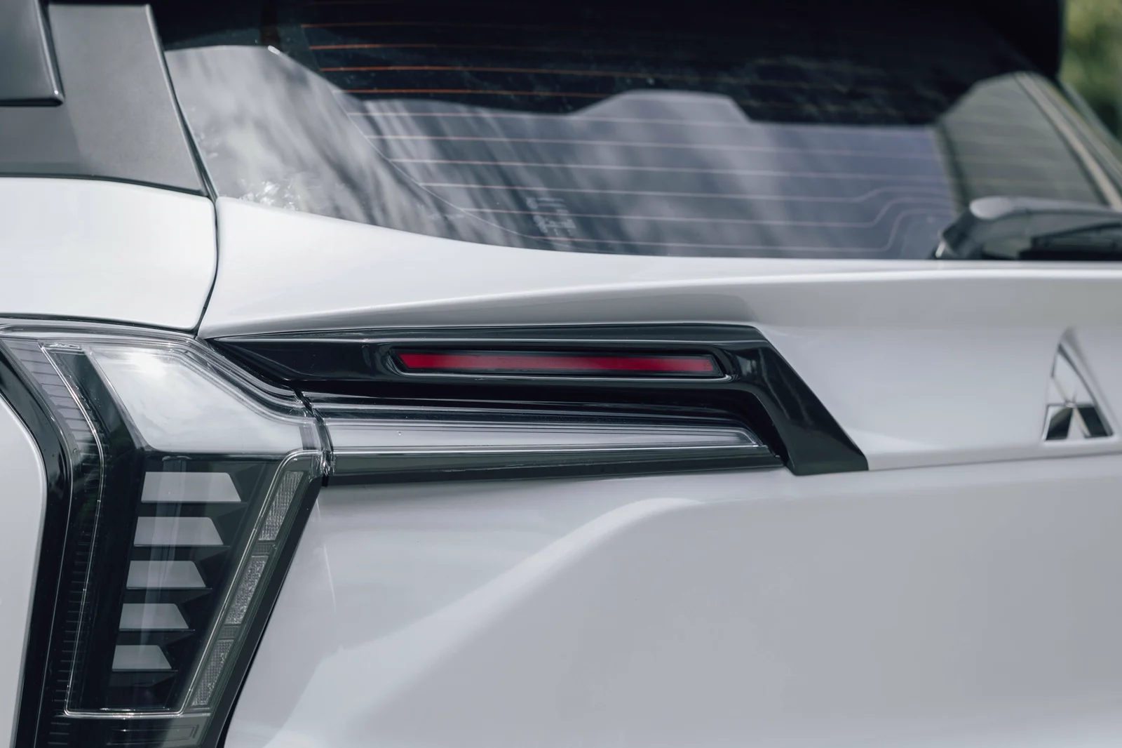รูปชุดแต่ง ชุดแต่ง Mitsubishi 𝗫𝗙𝗢𝗥𝗖𝗘 ภาพที่ 15