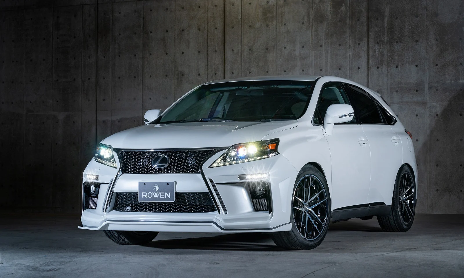 ชุดแต่ง LEXUS RX 450h GYL1#W 2012.4~2015.9 Rowen Japan ภาพ 19