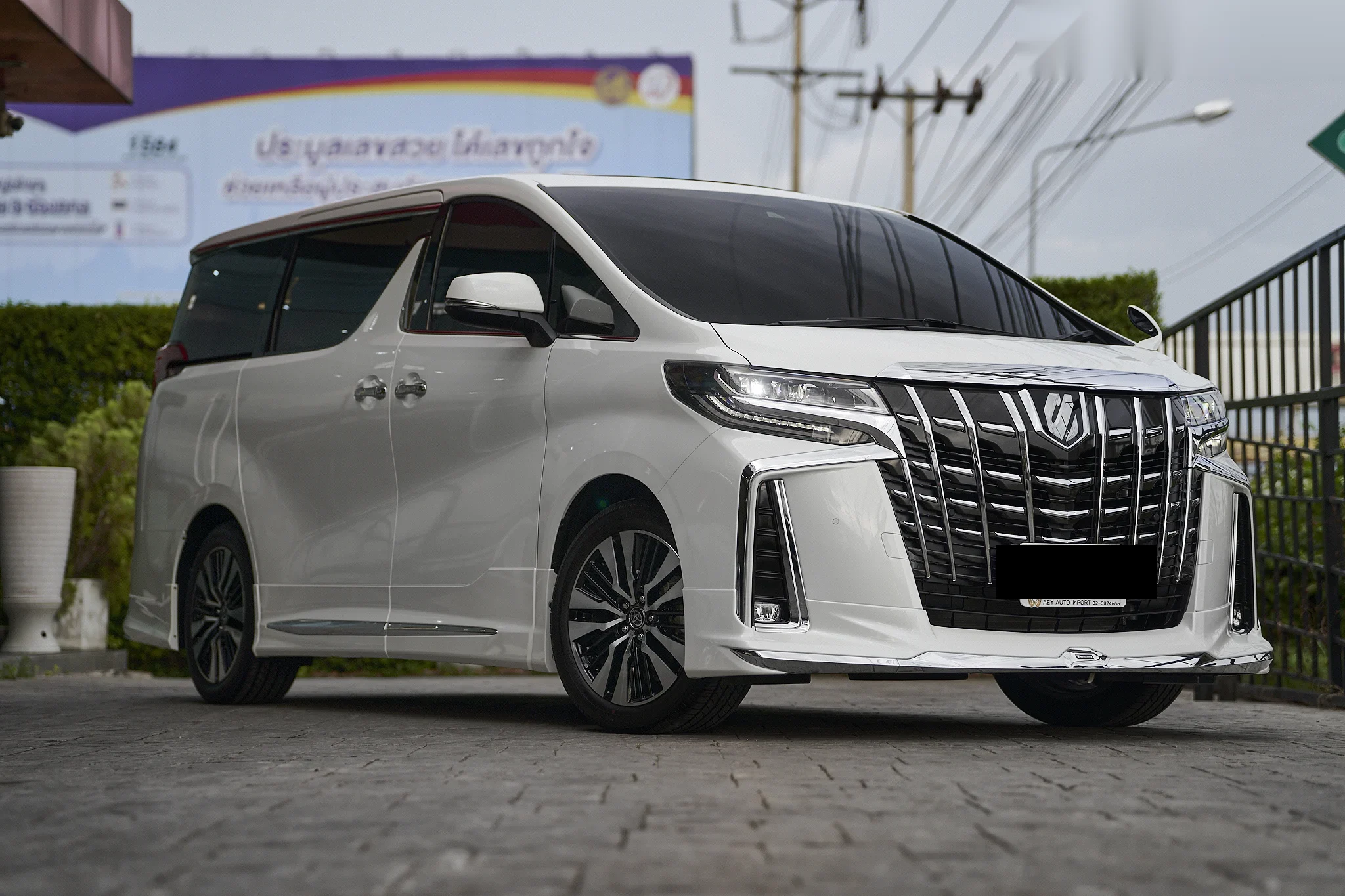 ชุดแต่ง TOYOTA ALPHARD Toyota Alphard x Modellista Prodrive Shop ภาพ 1