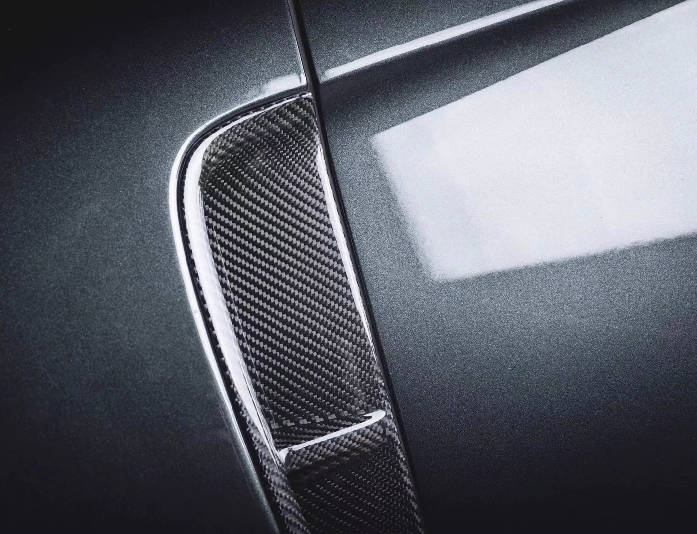 รูปชุดแต่ง ชุดแต่ง Porsche Panamera 971 ปี 16 23 ภาพที่ 3