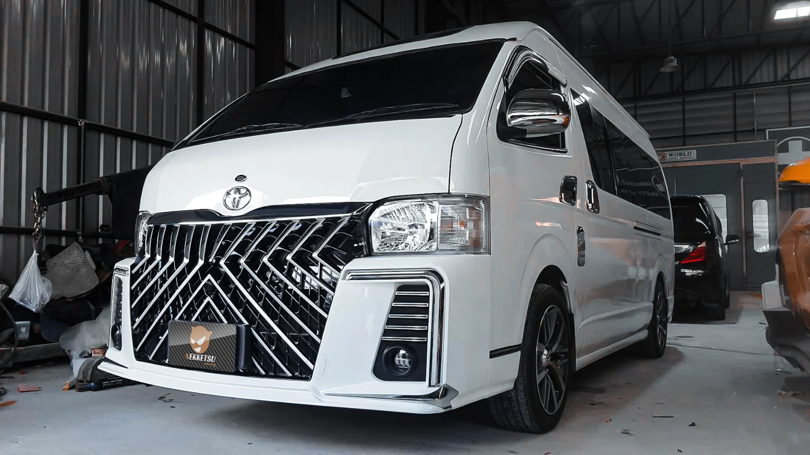 รูปชุดแต่ง ชุดแต่ง TOYOTA Commuter รถตู้ 2005 2018 ทรง Alphard V.2 ภาพที่ 7