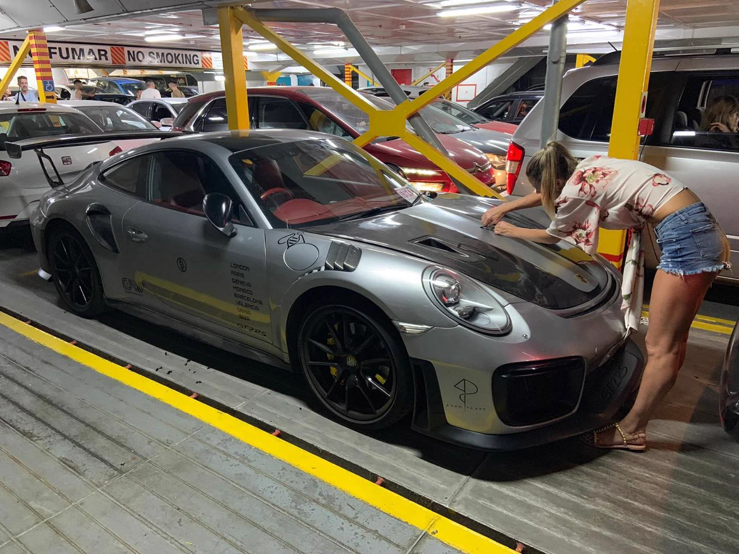 รูปชุดแต่ง ชุดแต่ง Porsche Carrera 911 (991) GT2RS ภาพที่ 18