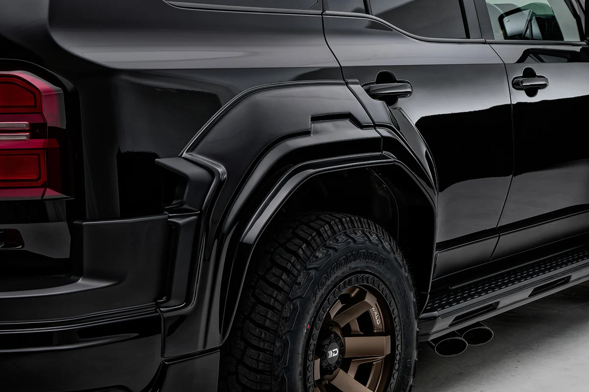 ชุดแต่ง TOYOTA LAND CRUISER 250 WALD Japan เดสเสิร์ตไลน์ แบล็กไบซัน เอดิชัน ภาพ 16
