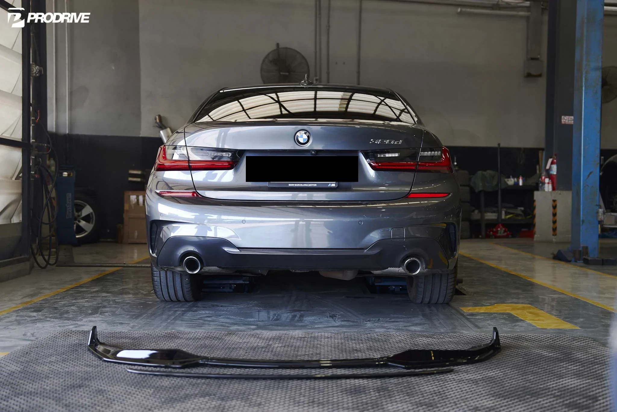 ชุดแต่ง BMW G20 BMW G20 x ลิ้นหน้า & Trunk สปอยเลอร์ คาร์บอน Prodrive Shop ภาพ 2