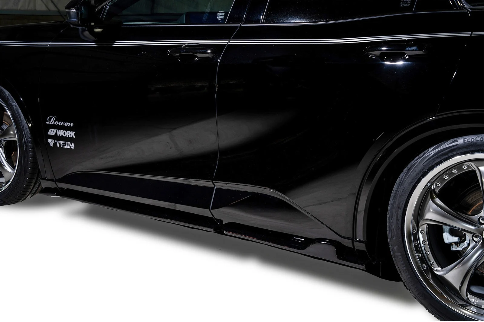 ชุดแต่ง TOYOTA CROWN SPORT AZSH36/37W 2023.11~PHEV(2026.9~) Rowen Japan ภาพ 13