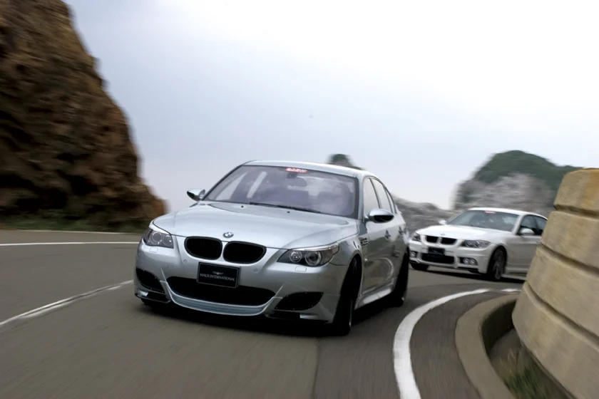 ชุดแต่ง BMW M5 WALD Japan สปอร์ตไลน์ ภาพ 11