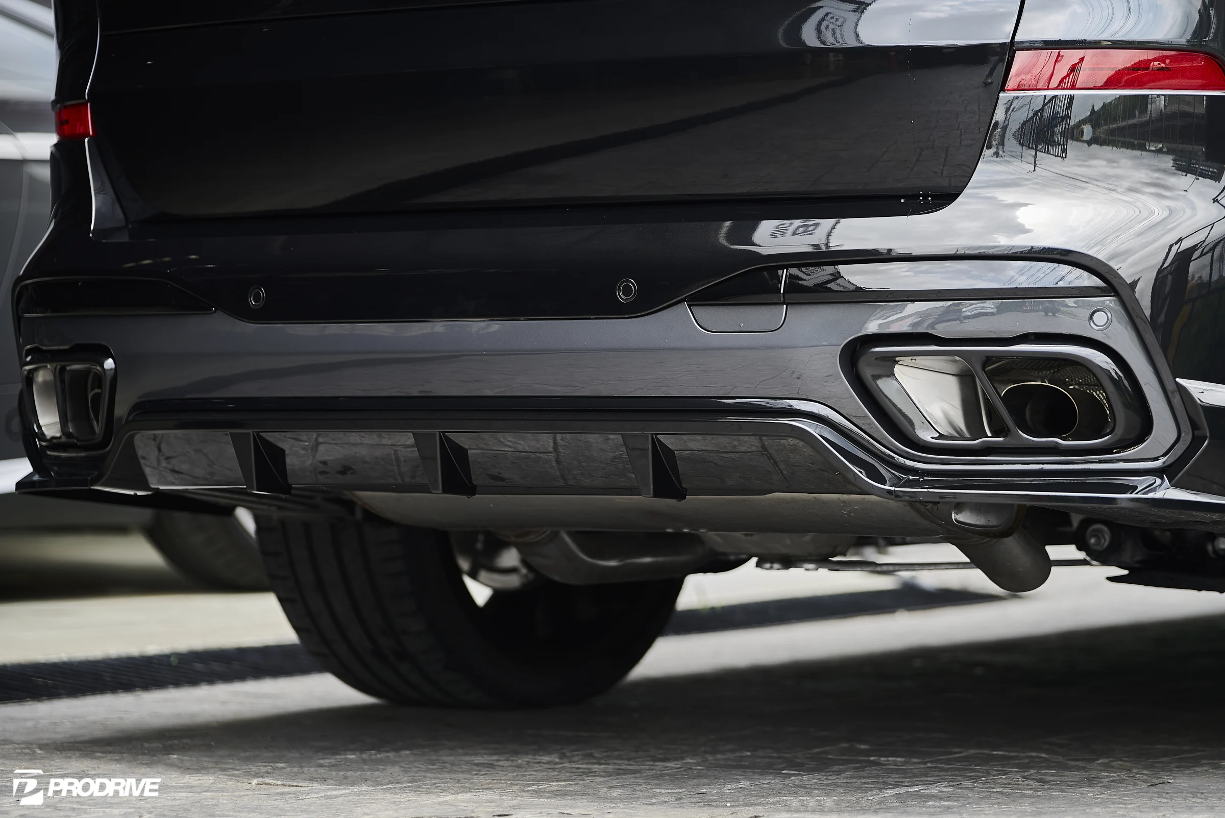 ชุดแต่ง BMW X7 G07 BMW X7 G07 LCI x M-Performance Prodrive Shop ภาพ 7