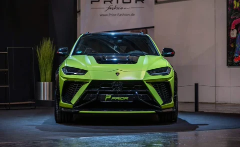 ฝากระโปรงหน้า PD700 Prior Design LAMBORGHINI Urus ภาพสินค้าที่เลือก