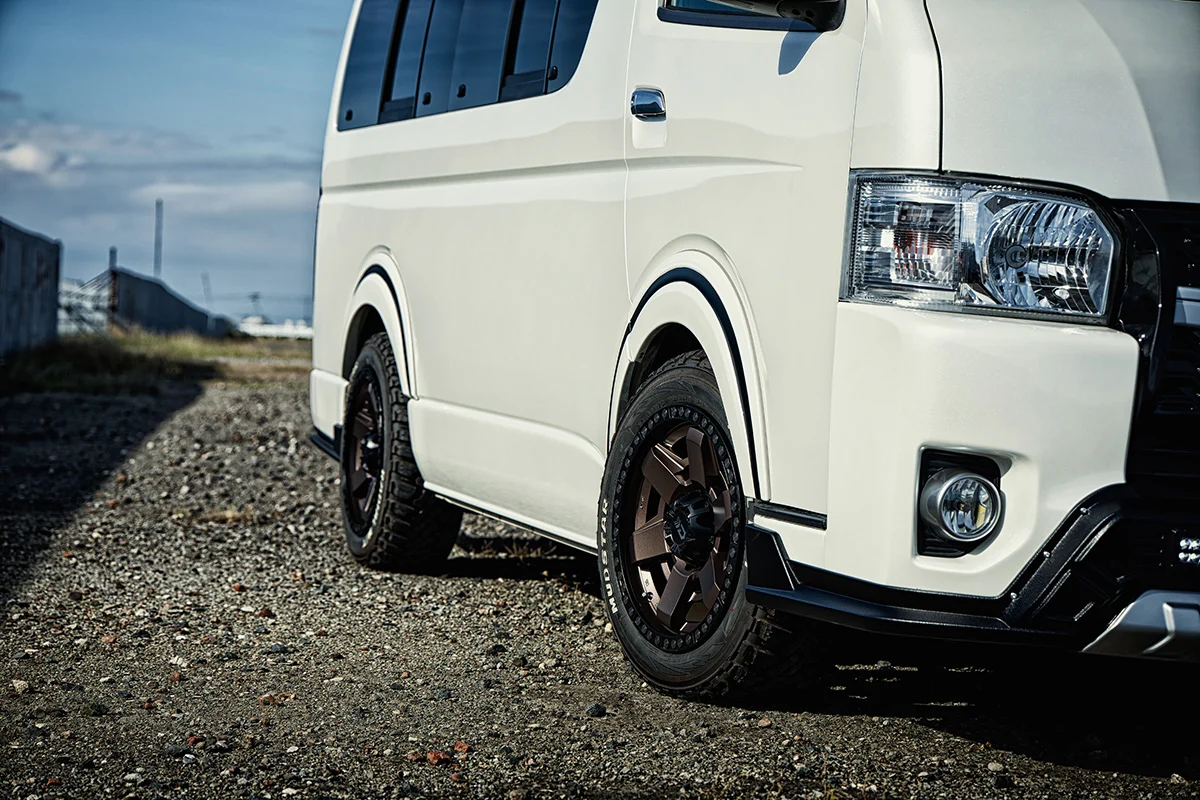ชุดแต่ง TOYOTA HIACE WIDE/SUPER LONG WALD Japan เดสเสิร์ตไลน์ ภาพ 6