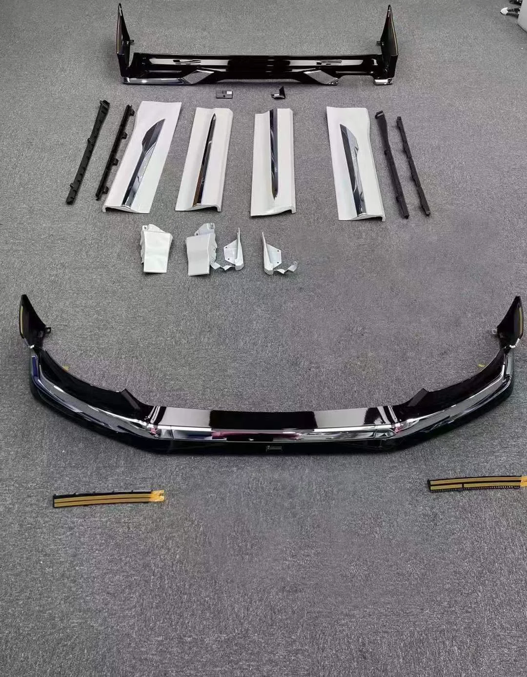 รูปชุดแต่ง ชุดแต่ง TOYOTA Alphard AH40 24 28 ภาพที่ 1